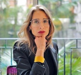 Gohar Homayounpour