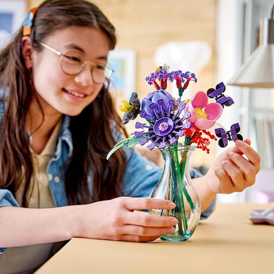 LEGO Botanicals (11507). Bouquet di fiori di Olivia Rodrigo - 6