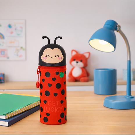 Legami - Kawaii Astuccio Scuola 2 in 1 in Morbido Silicone, Ladybug, Portapenne da Tavolo, Chiusura con Cerniera - 7